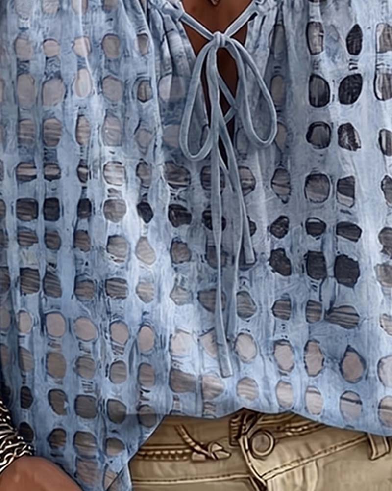 Blusa de lunares con lazos