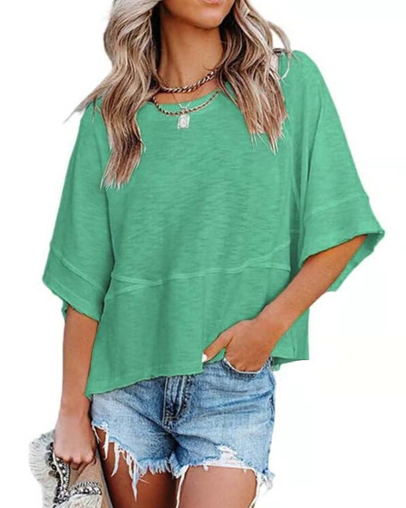 Camiseta sin abertura remendada de color único con manga campana