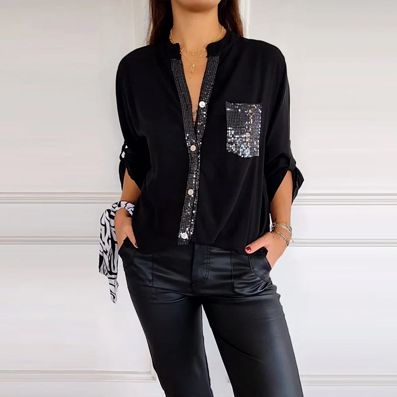 Top casual con paneles y botones con lentejuelas