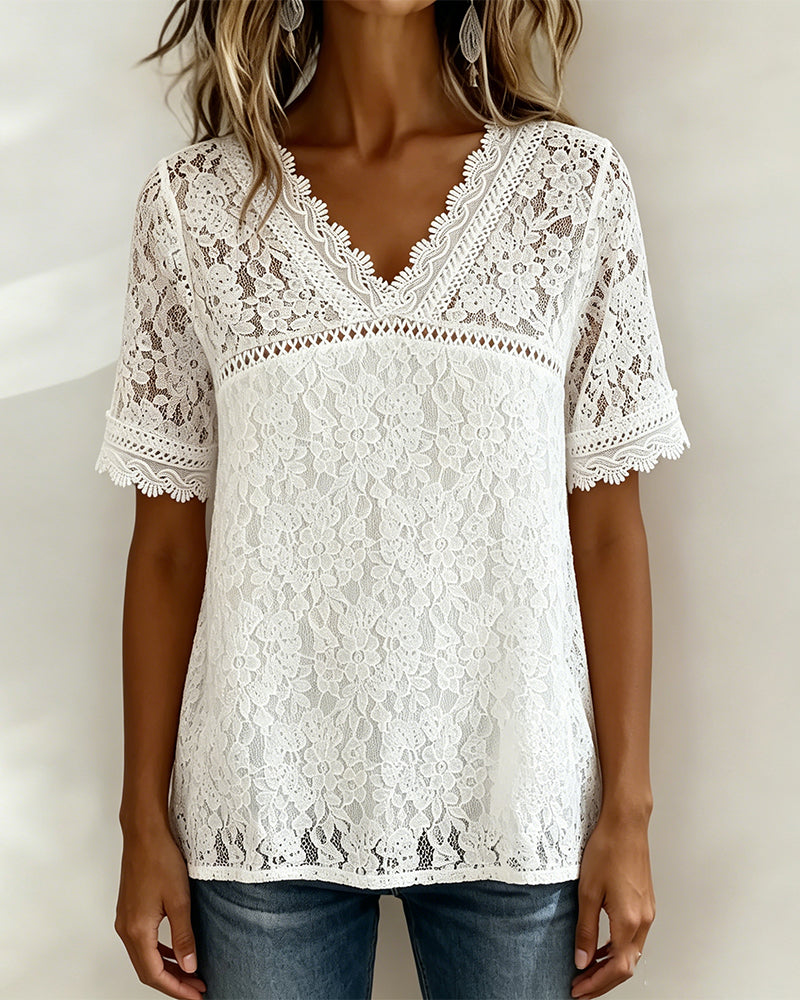 Blusa lisa de mangas cortas en encaje