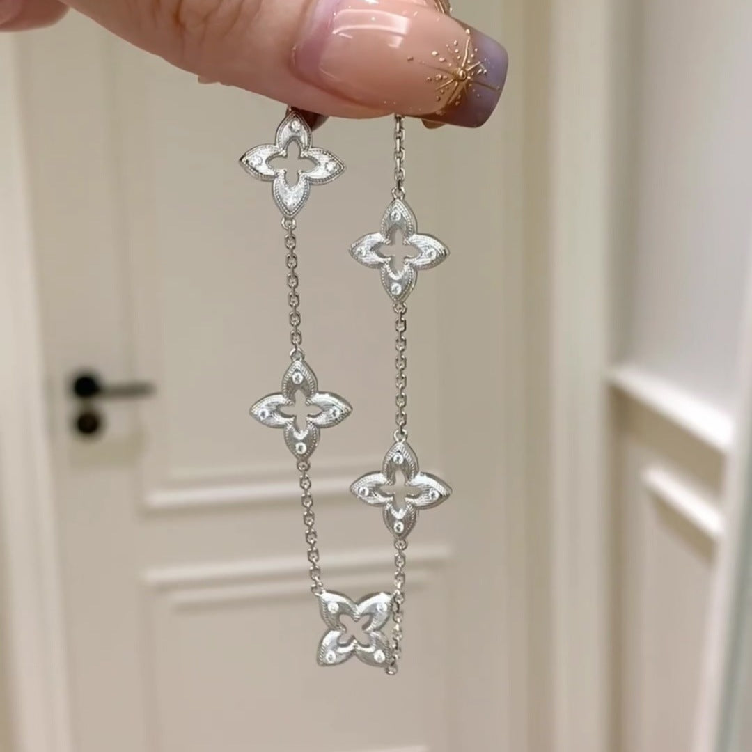 Hollow Four-Leaf Clover Bracelet – Brushed Finish