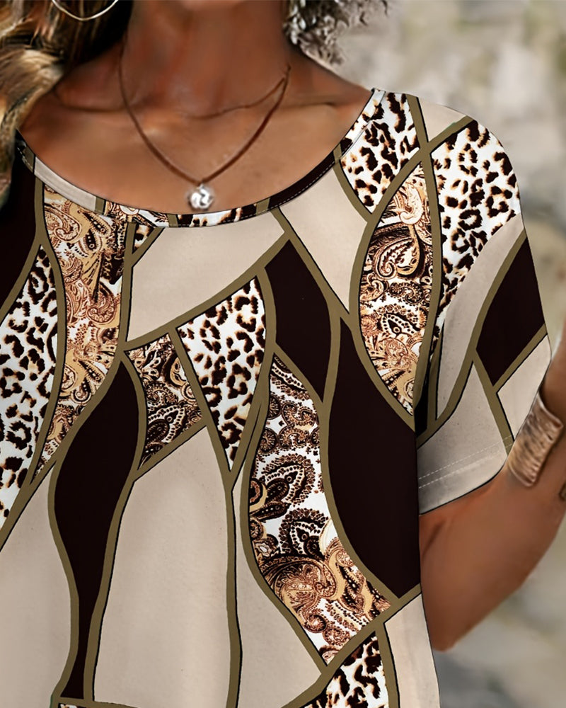 Camiseta irregular geométrica con estampado de leopardo