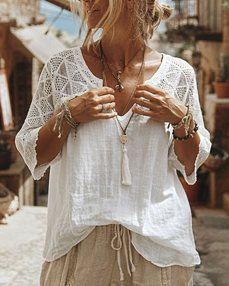Blusa lisa panelada con escote en V