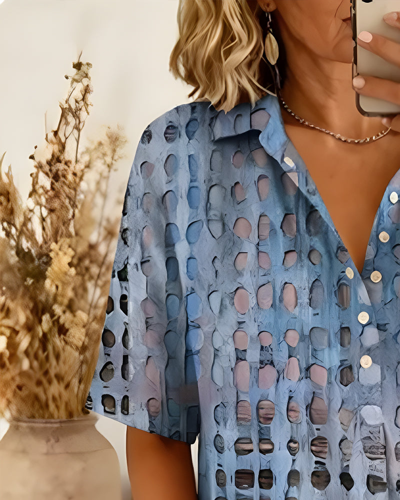 Blusa con estampado de lunares y botón, semipatrón