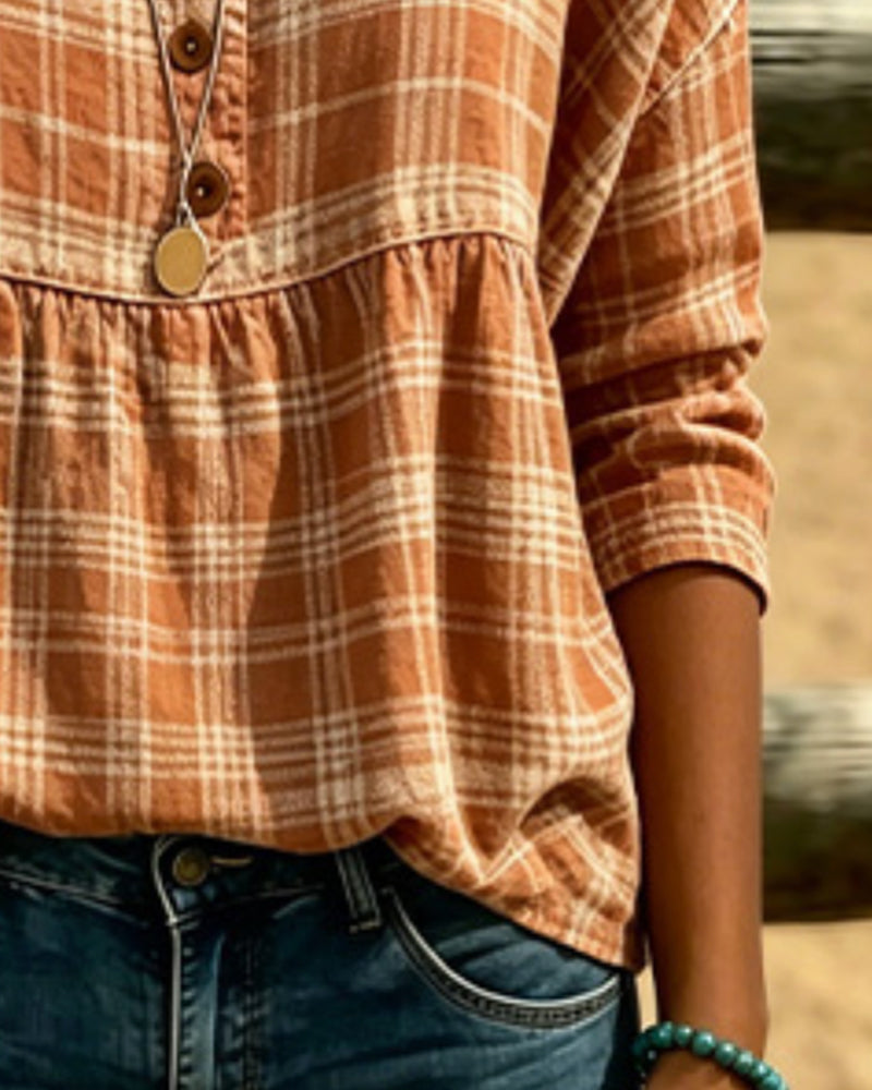 Blusa vintage de cuadros con escote en V