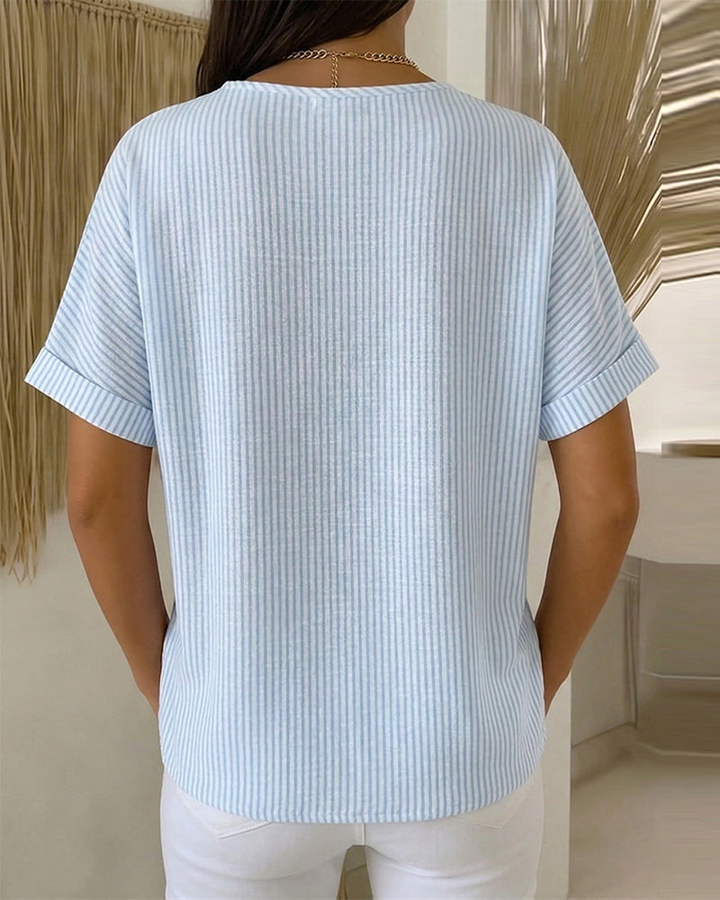 Blusa de cuello redondo de manga corta