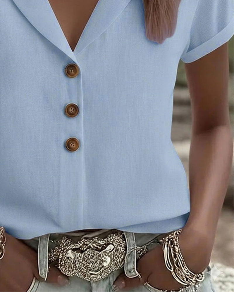 Camisa de manga corta con cuello abotonado