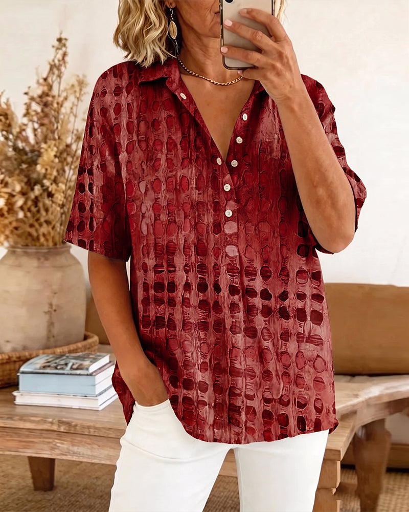 Blusa con estampado de lunares y botón, semipatrón