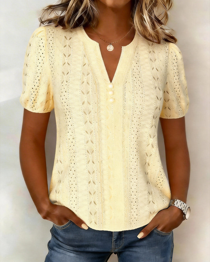 Blusa de cuello en V con perla, botón burbuja y manga