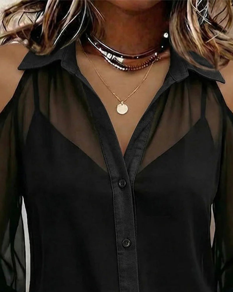 Conjunto de dos piezas: blusa transparente con escote de hombros descubiertos y camisola